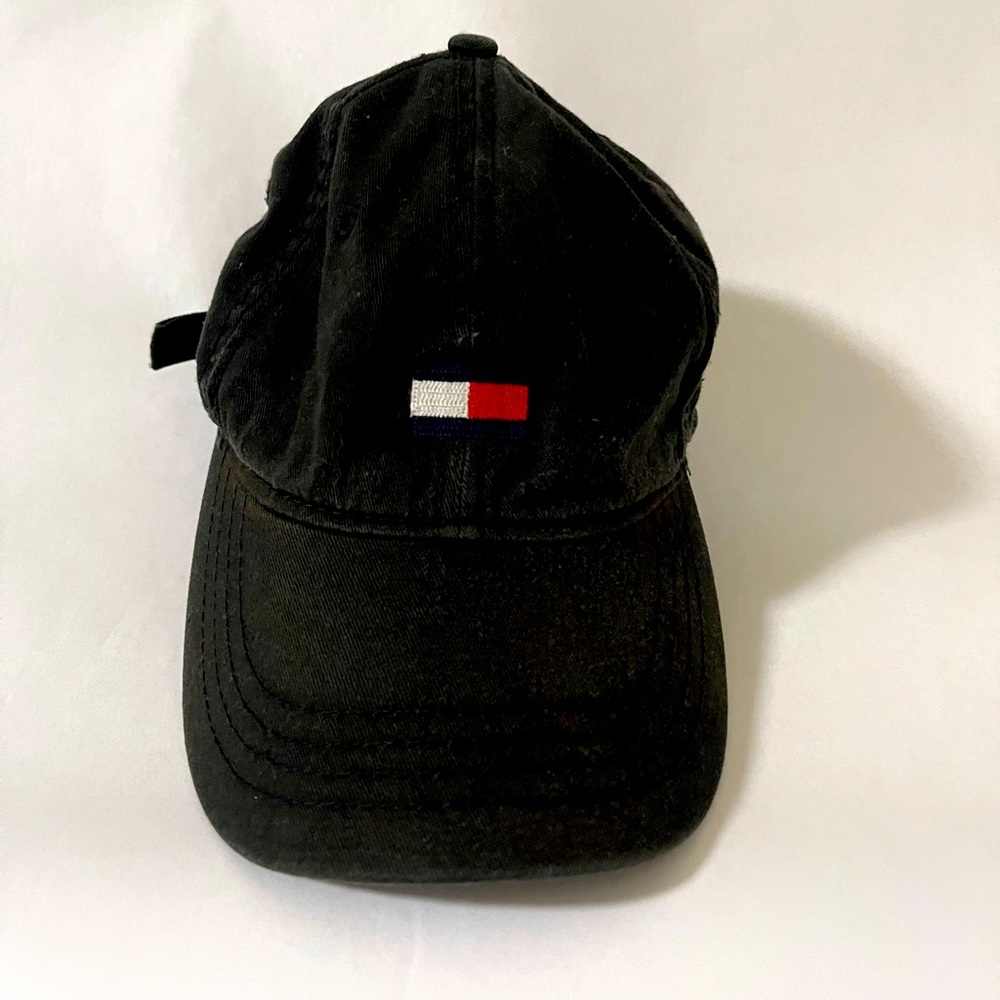 Tommy fitted strap back hat